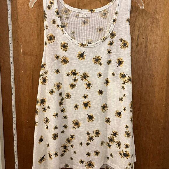 Size 2(2X) - Maurices - White and Yellow Floral Ribbed Tank Top - Picture 1 of 6